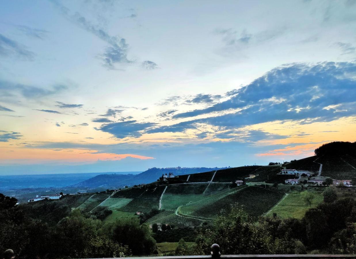 Felicin - Ristorante Albergo "Dimora Storica" Monforte dʼAlba Εξωτερικό φωτογραφία